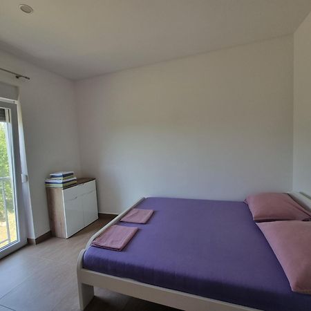 Apartmani Jozic Seline Buitenkant foto