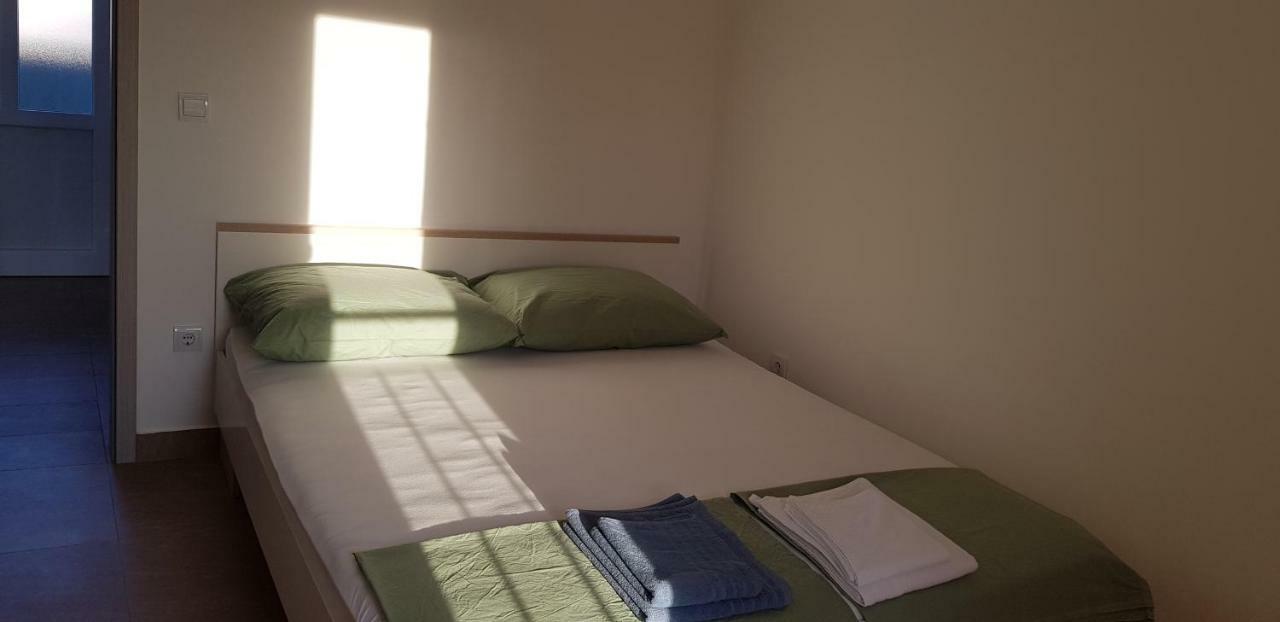 Apartmani Jozic Seline Buitenkant foto